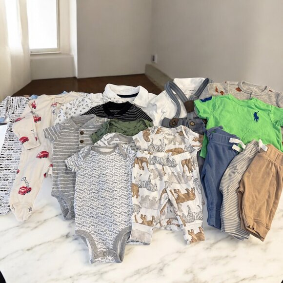 Baby Clothes Bundle Size 0-3 Months Footies Bodysuits Outfits Sets Tops Bottoms - Picture 16 of 16